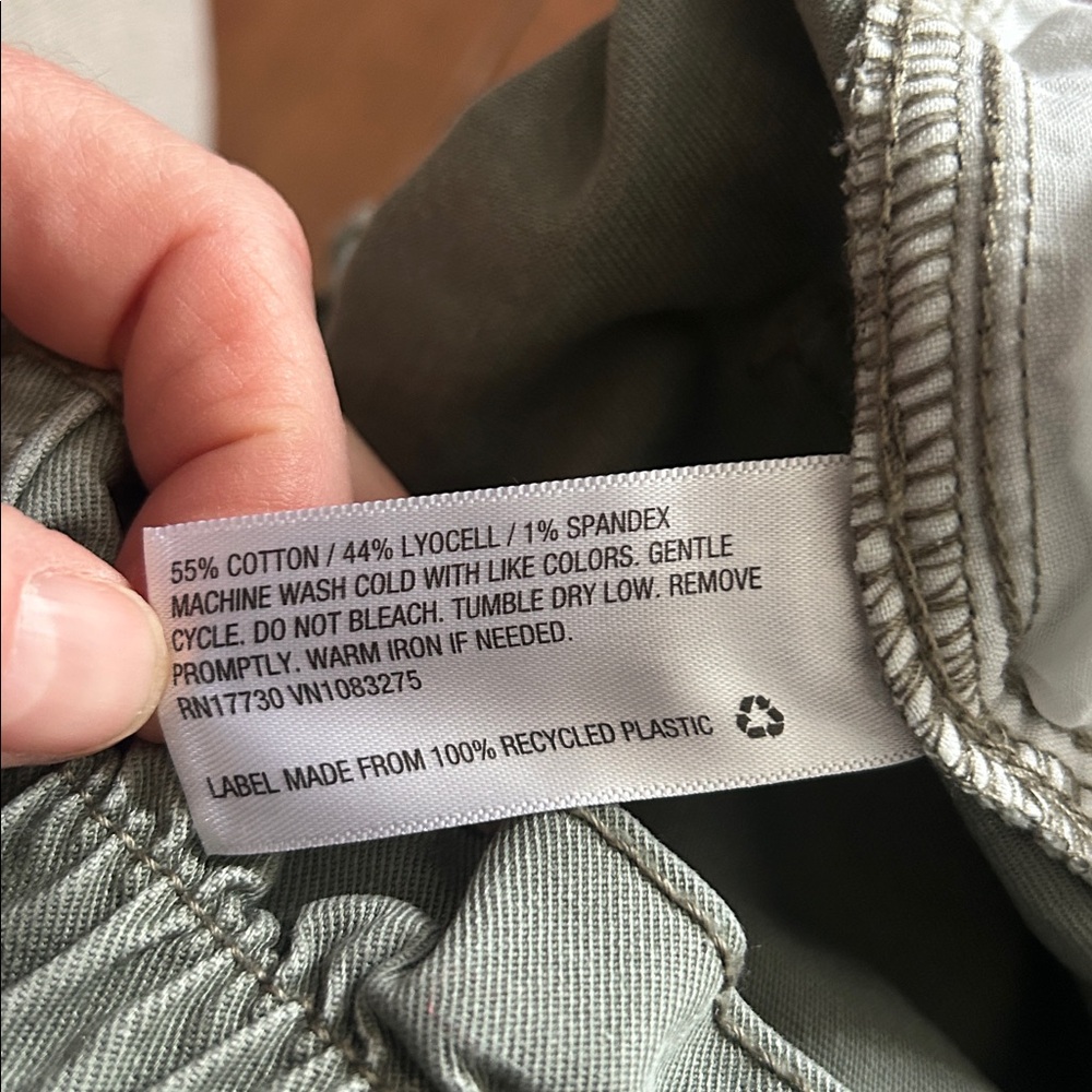 Universal Thread High Rise Joggers - Picture 7 of 9